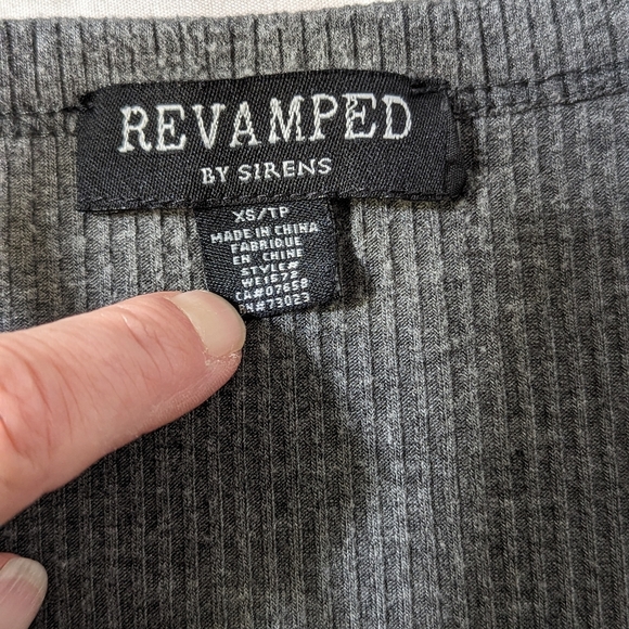 Grey Front Lace Bodysuit - Picture 4 of 4